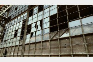 broken-windows-abandoned-2858616_0