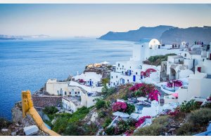 oia-santorini-village-greece-416136